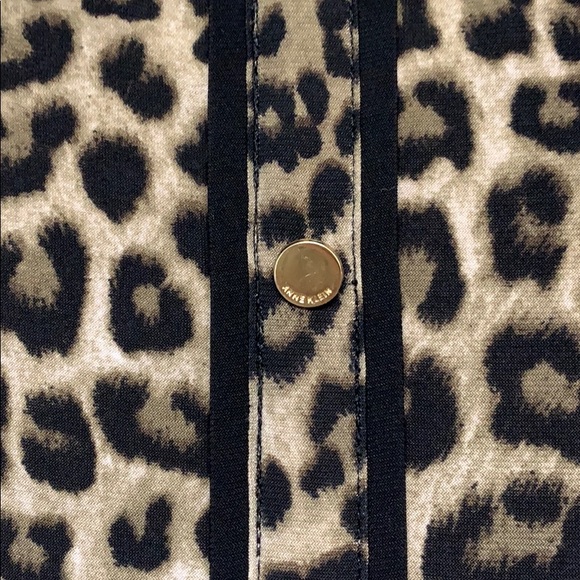 Anne Klein M Leopard Tunic Top - Picture 5 of 6